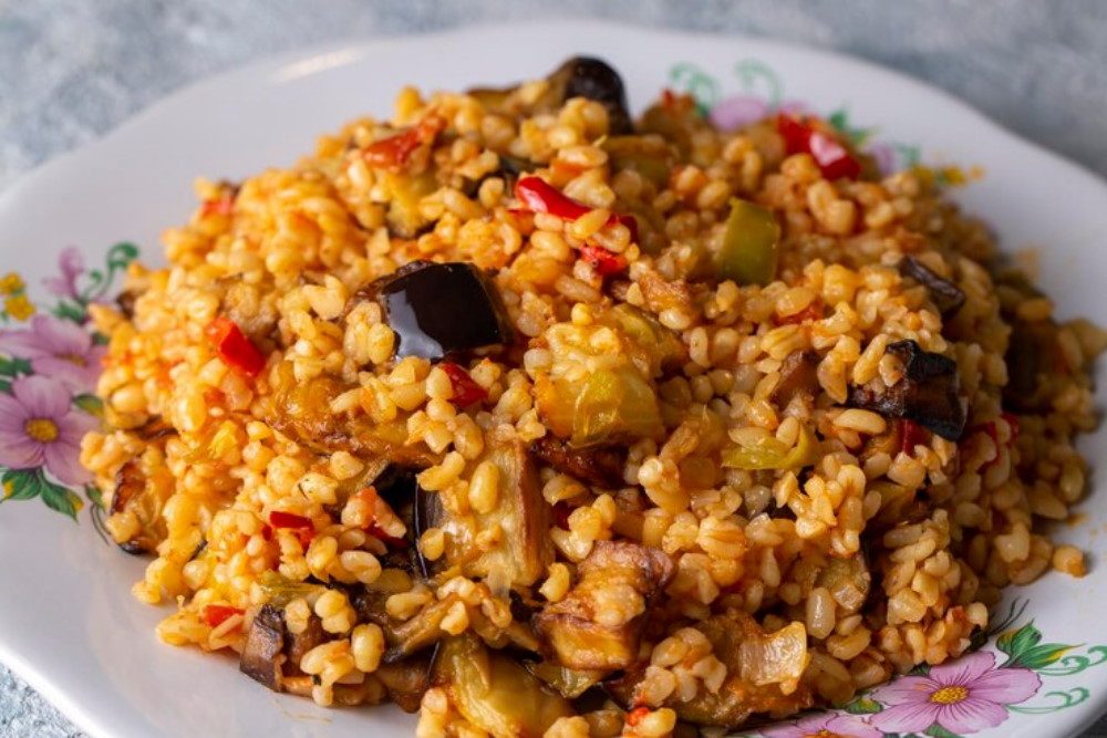Sebzeli Bulgur Pilavı